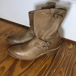 Vintage Shoe Co. Boot
